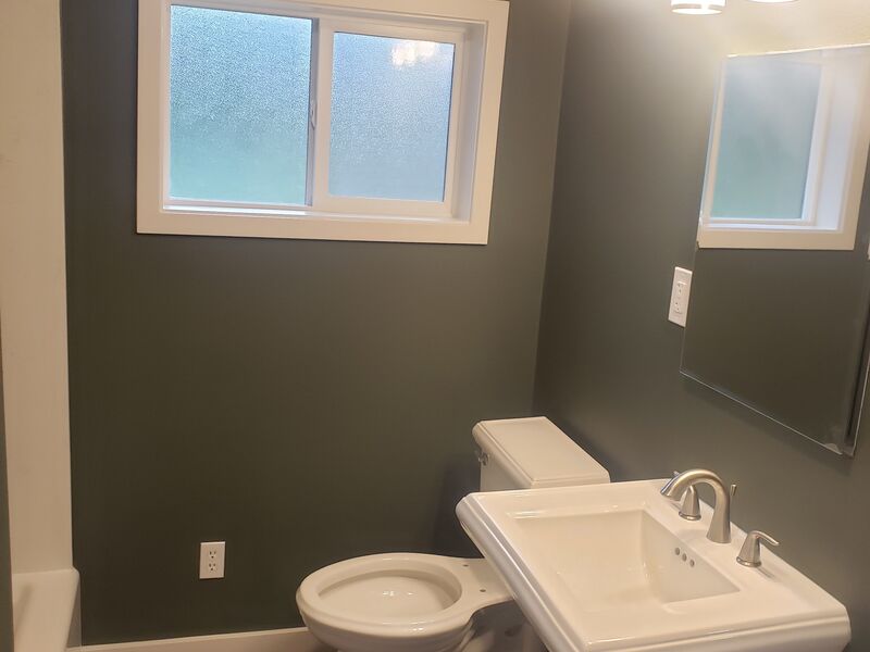 Tiled shower surround with tub, Portland/Vancouver bathroom remodel