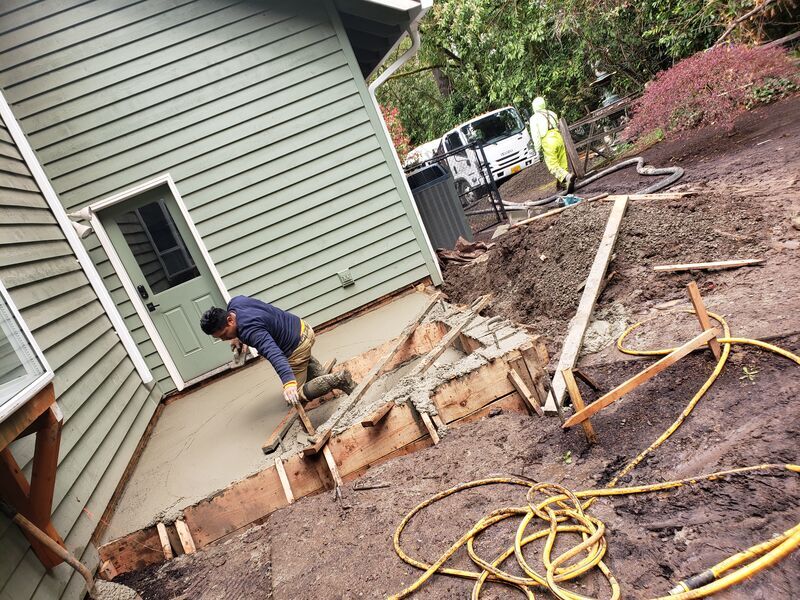 Concrete stem wall finishing near entry